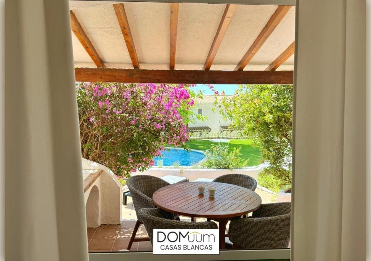 Domuum Holidays - Casas Blancas Appartement *